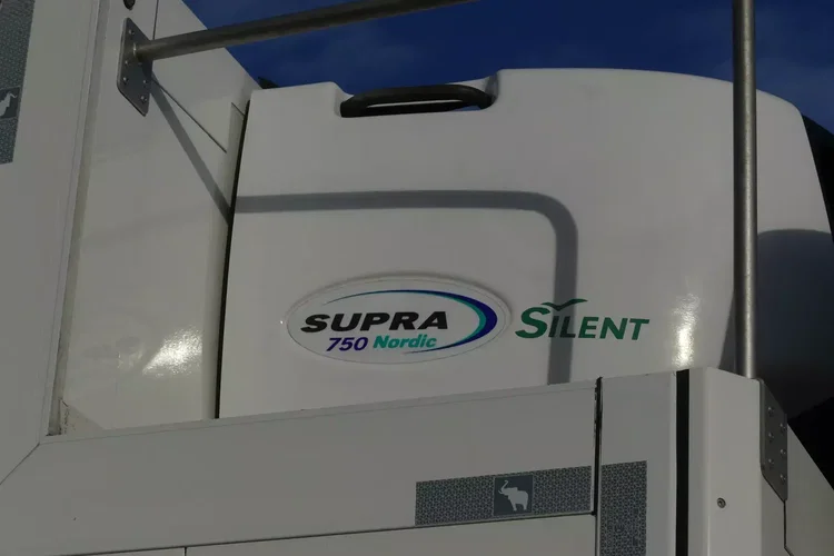 Mercedes ANTOS 1830 / CHŁODNIA + WINDA / PRZEBIEG 80 TYS KM / zdjęcie 28