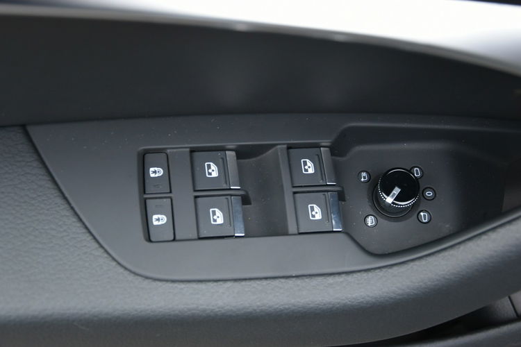 Audi A7 45TFSi 2022r. JAK NOWA B&O Virtual HeadUp Dociągi Radar 21"RS Fv23 zdjęcie 37
