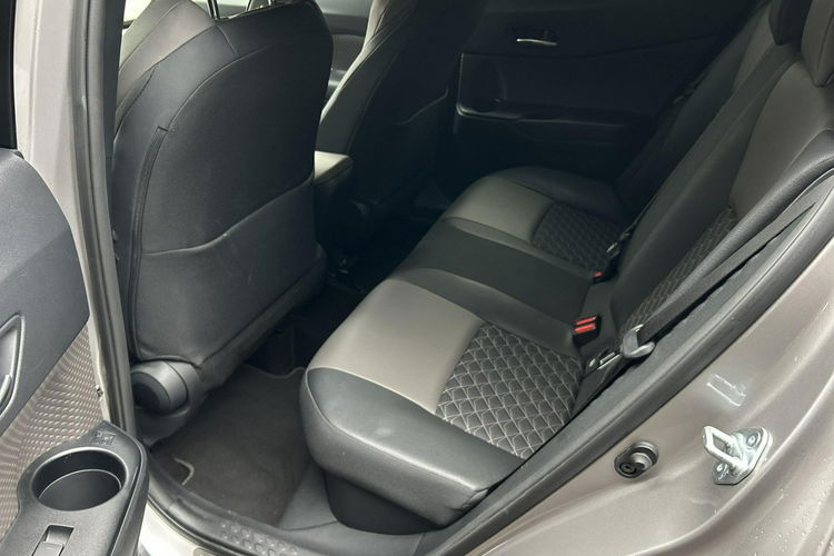 Toyota C-HR 1.8 HSD 122KM EXECUTIVE TECH, salon Polska, gwarancja zdjęcie 16