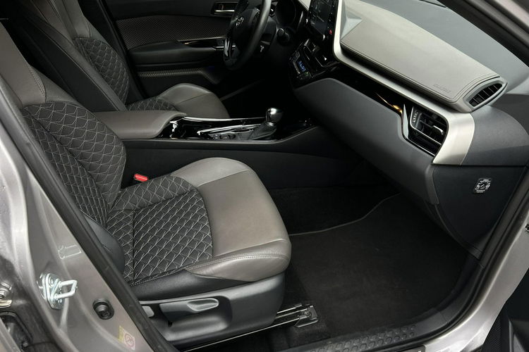 Toyota C-HR 1.8 HSD 122KM EXECUTIVE TECH, salon Polska, gwarancja zdjęcie 20