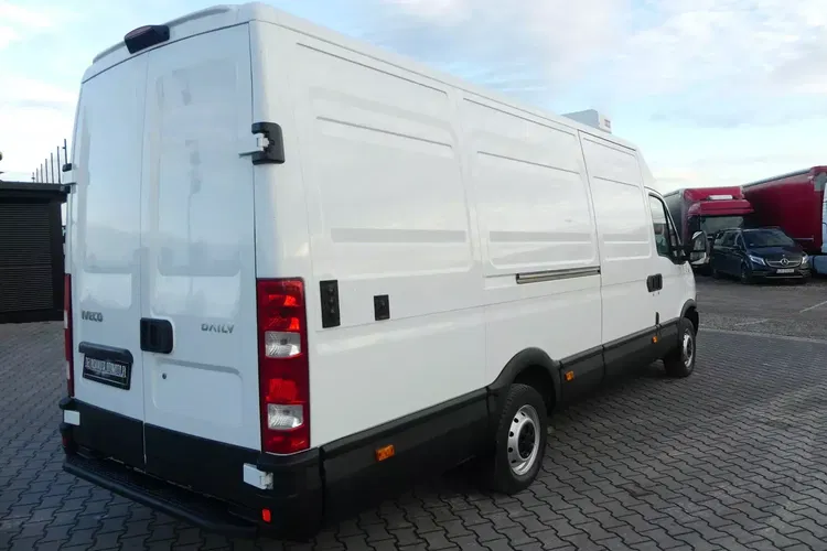 Iveco DAILY 35S15 / MAXI / CHŁODNIA zdjęcie 9