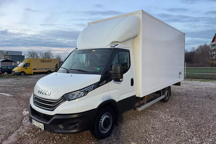 Iveco Daily 35S18 HiMatic kontener 10eu palet zdjęcie 5