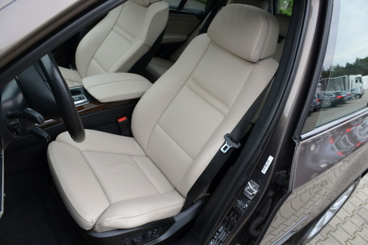 BMW X5 Lift Zarejestr. 40D Xdrive 306KM Serwis Soft close Panorama Komforty zdjęcie 25