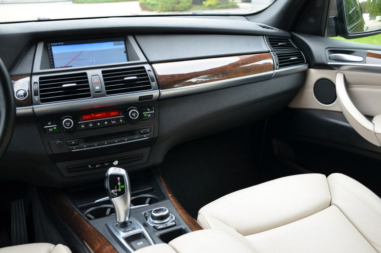 BMW X5 Lift Zarejestr. 40D Xdrive 306KM Serwis Soft close Panorama Komforty zdjęcie 32
