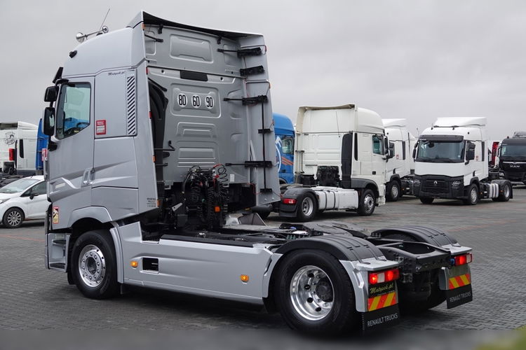 Renault T 520 / 13L / RETARDER / SKÓRY / OPONY 100 % / HIGH CAB / METALIK / MAŁY PRZEBIEG / PO KONTRAKCIE SERWISOWYM zdjęcie 8