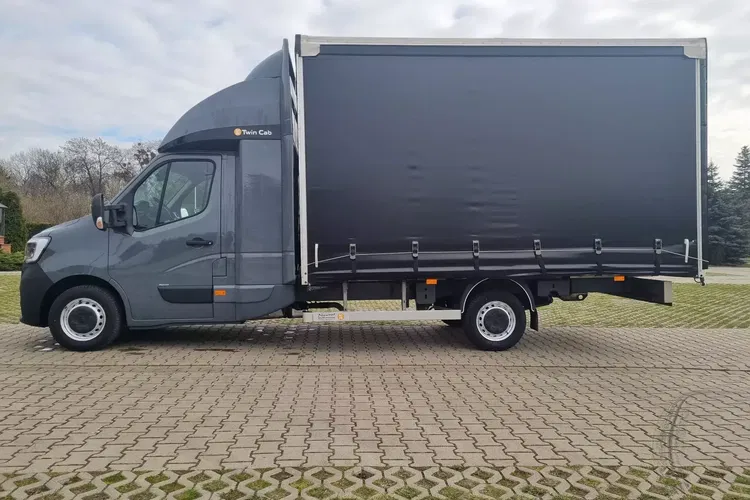 Renault Master zdjęcie 2