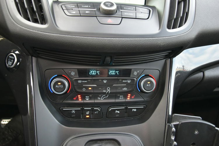 Ford Kuga ST line 2.0TDCi Automat 2018r. FullLED NAVi Panorama Kamera zdjęcie 10