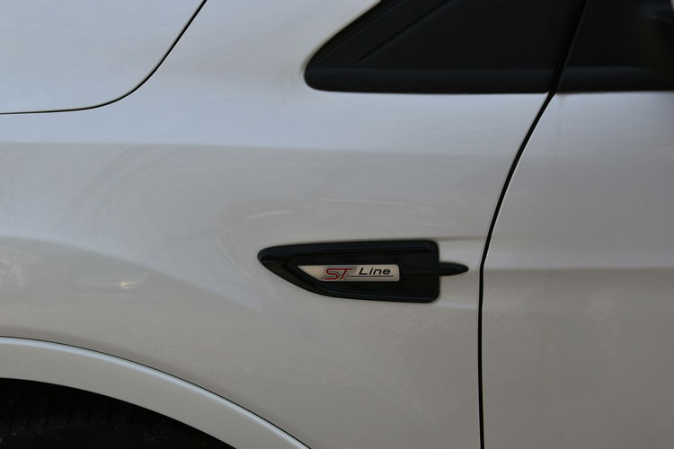 Ford Kuga ST line 2.0TDCi Automat 2018r. FullLED NAVi Panorama Kamera zdjęcie 4