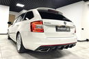 Skoda Octavia RS 2.0 TDI 184KM DSG LED AppleCar Bi-Xenon Duża Navi Panorama Black zdjęcie 10