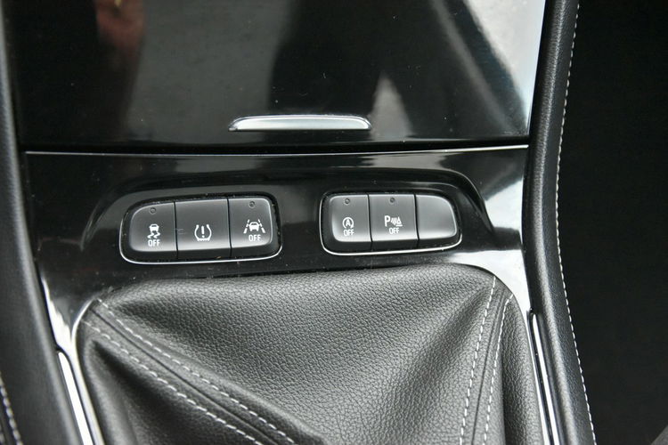 Opel Grandland X 1.5CDTi 130KM Manual 2019r. Panorama LED Kamera TEMPOMAT zdjęcie 30
