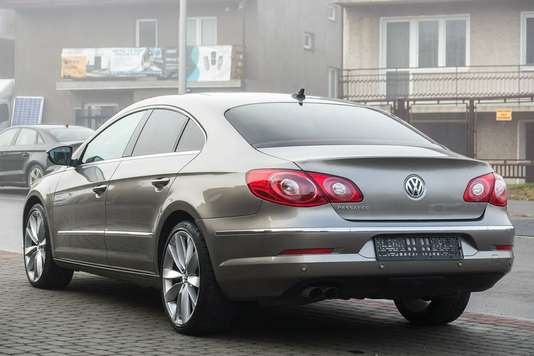 Volkswagen Passat CC 2.0_Diesel_170KM_142 tyś. km zdjęcie 10