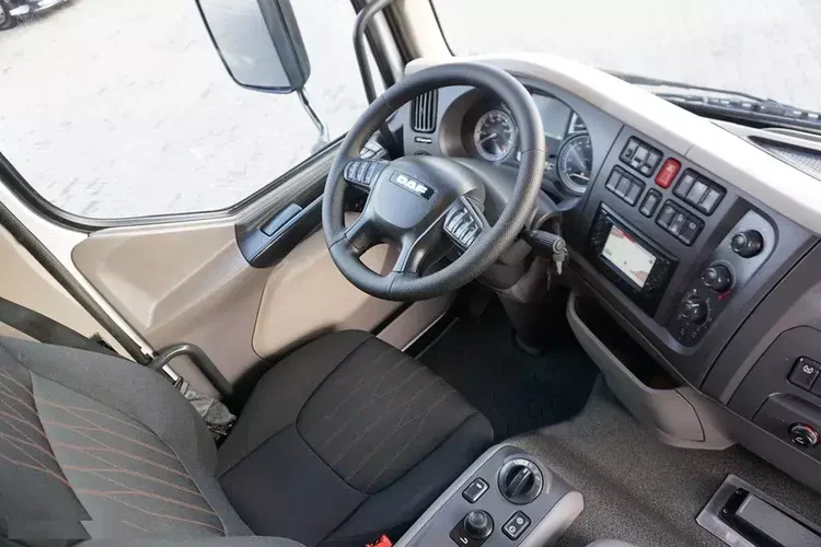 DAF LF / 320 / ACC / SKRZYNIOWY + HDS / HMF 1820 K 5 / WYS. 14.9 M / DŁ . 7, 5 M zdjęcie 13