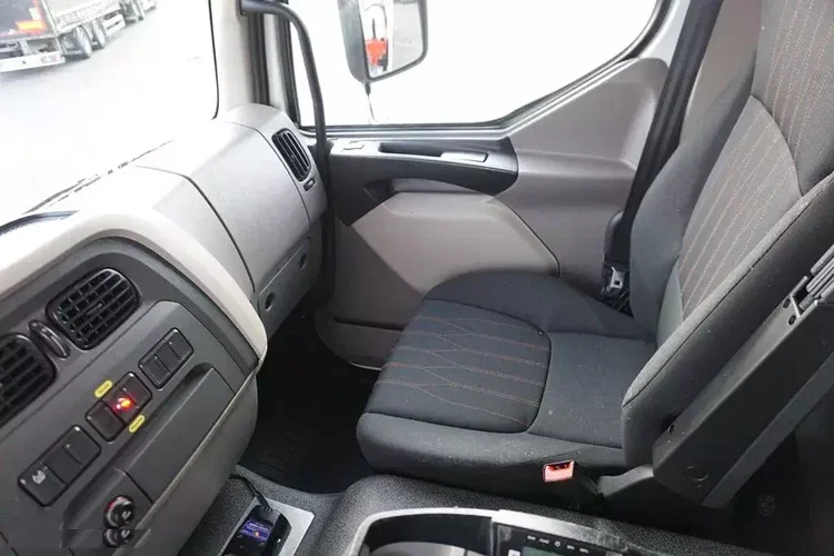 DAF LF / 320 / ACC / SKRZYNIOWY + HDS / HMF 1820 K 5 / WYS. 14.9 M / DŁ . 7, 5 M zdjęcie 22