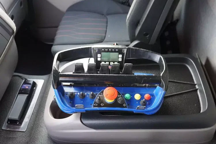 DAF LF / 320 / ACC / SKRZYNIOWY + HDS / HMF 1820 K 5 / WYS. 14.9 M / DŁ . 7, 5 M zdjęcie 24