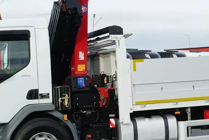 DAF LF / 320 / ACC / SKRZYNIOWY + HDS / HMF 1820 K 5 / WYS. 14.9 M / DŁ . 7, 5 M zdjęcie 34