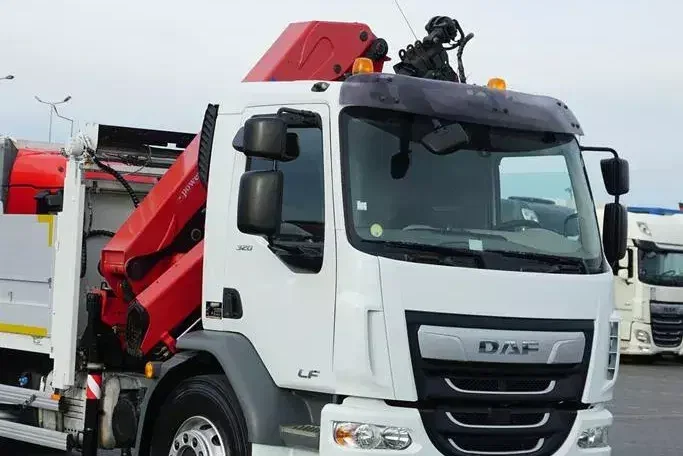 DAF LF / 320 / ACC / SKRZYNIOWY + HDS / HMF 1820 K 5 / WYS. 14.9 M / DŁ . 7, 5 M zdjęcie 36