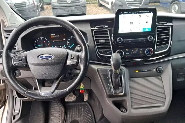 Ford tourneo-custom zdjęcie 2