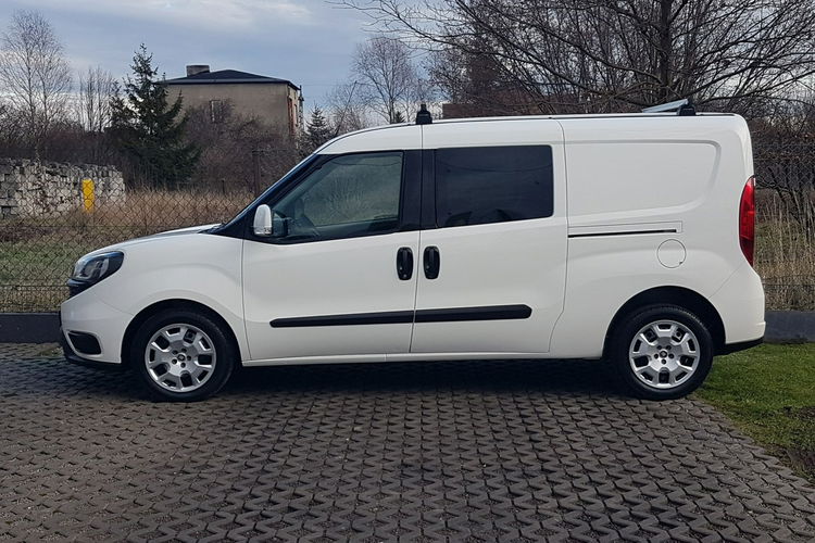 Fiat Doblo MAXI 5 OSÓB DŁUGI KLIMA 6-BIEGÓW I-WŁAŚCICIEL KRAJOWY AC zdjęcie 11