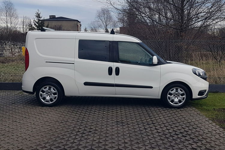 Fiat Doblo MAXI 5 OSÓB DŁUGI KLIMA 6-BIEGÓW I-WŁAŚCICIEL KRAJOWY AC zdjęcie 12