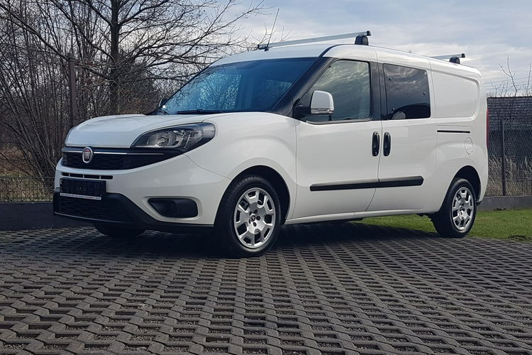 Fiat Doblo MAXI 5 OSÓB DŁUGI KLIMA 6-BIEGÓW I-WŁAŚCICIEL KRAJOWY AC zdjęcie 35