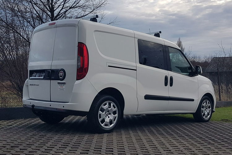 Fiat Doblo MAXI 5 OSÓB DŁUGI KLIMA 6-BIEGÓW I-WŁAŚCICIEL KRAJOWY AC zdjęcie 34