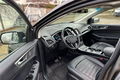 samochód osobowy Ford zdjęcie 5