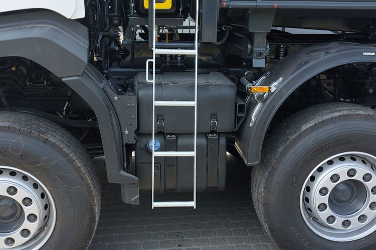 DAF XFC480 FAD zdjęcie 12