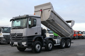 Mercedes -Benz AROCS 3242 / 8x4 / WYWROTKA TYLNOZSYP / EURO 6 / OPONY 100% / EURO 6