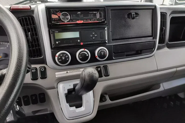 Mitsubishi Canter 7C18 3.0/150 KM Skrzyniowy Automat Klima zdjęcie 20