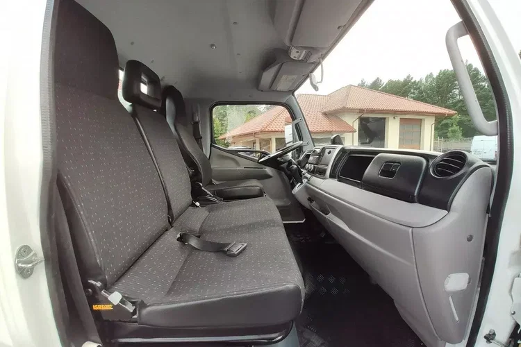Mitsubishi Canter 7C18 3.0/150 KM Skrzyniowy Automat Klima zdjęcie 22
