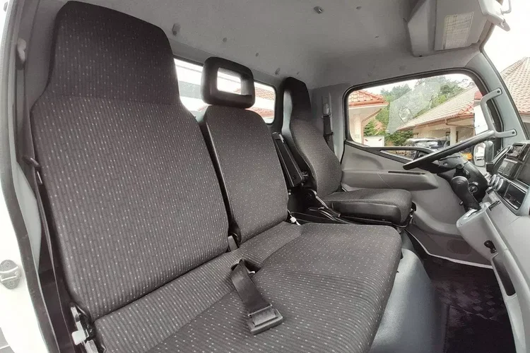 Mitsubishi Canter 7C18 3.0/150 KM Skrzyniowy Automat Klima zdjęcie 24