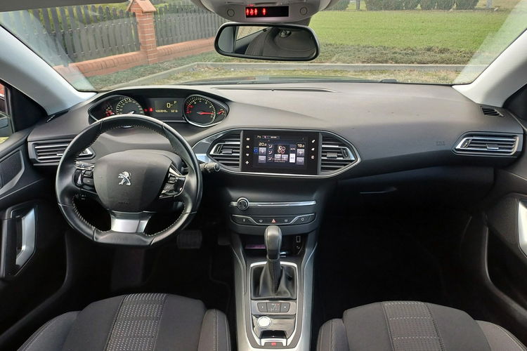 Peugeot 308 LIFT Automat Pełne wyposażenie Niski przebieg zdjęcie 8
