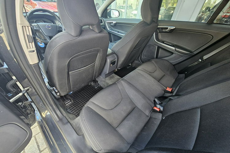 Volvo S60 , bogate wyposażenie, zadbany zdjęcie 29