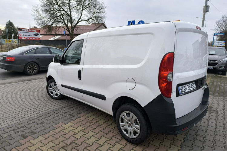 Fiat Doblo 1.6 MultiJet 105KM L1H1 Klima Salon PL zdjęcie 7