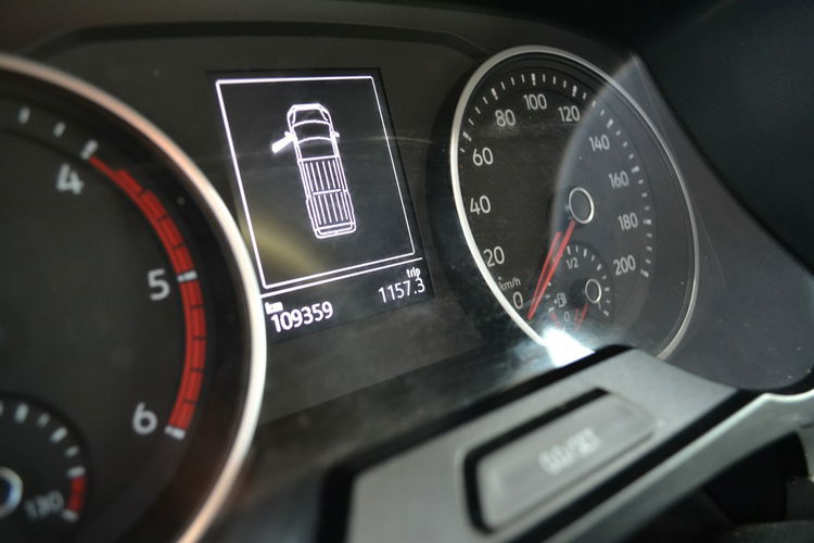 MAN TGE klimatyzazja 6 osobowy Kamera zdjęcie 8
