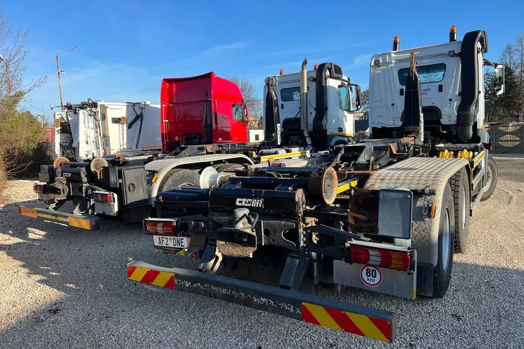 Mercedes AROCS 2645L 6x4 HAKOWIEC zdjęcie 31