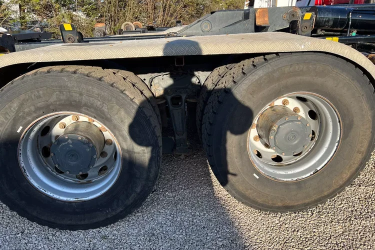 Mercedes AROCS 2645L 6x4 HAKOWIEC zdjęcie 35