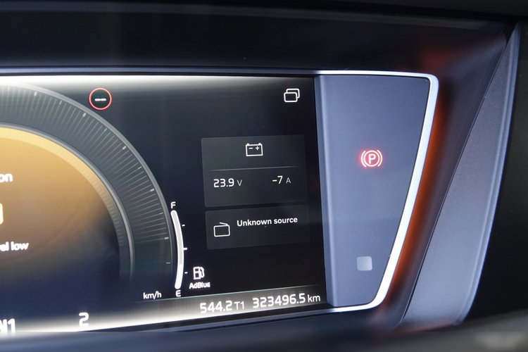 Wielton VOLVO FH 460 / I-SAVE / XXL / ZESTAW TANDEM PRZEJAZDOWY / 120 M3 / KLIMATYZACJA POSTOJOWA / DOKI - ZAWIESIE DO WÓZKA / PO ZŁOTYM KONTRAKCIE SERWISOWYM zdjęcie 63