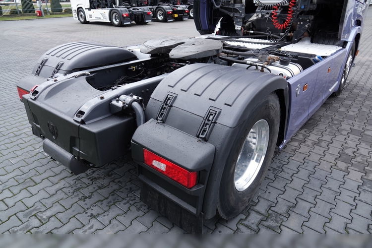 Scania S 580 / V8 / RETARDER / HYDRAULIKA /CAŁA NA PODUSZKACH / SKÓRY / NOWY MODEL / PO KONTRAKCIE SERWISOWYM  zdjęcie 15