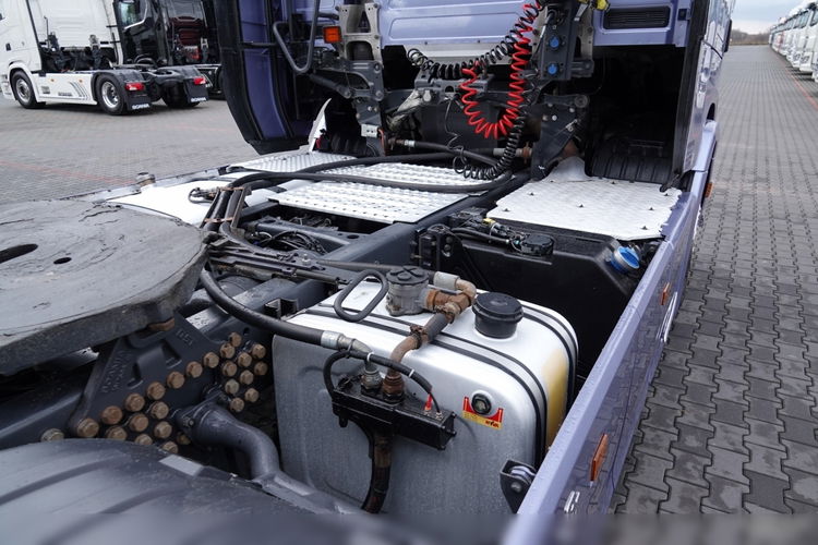 Scania S 580 / V8 / RETARDER / HYDRAULIKA /CAŁA NA PODUSZKACH / SKÓRY / NOWY MODEL / PO KONTRAKCIE SERWISOWYM  zdjęcie 16