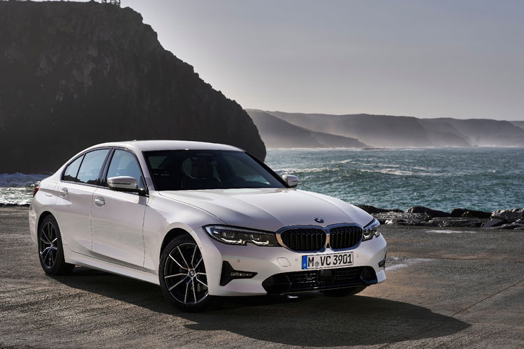 BMW 320i M Sport sport-aut zdjęcie 1