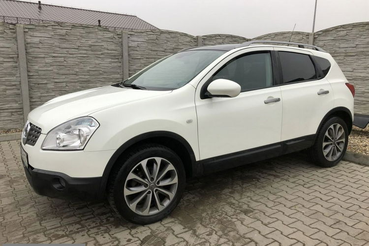 Nissan Qashqai Bardzo zadbana - oryginalny przebieg - 1 WŁAŚCICIEL zdjęcie 31