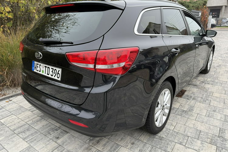 Kia Cee'd Zadbana bezwypadkowa - przepiękny perłowy kolor zdjęcie 30