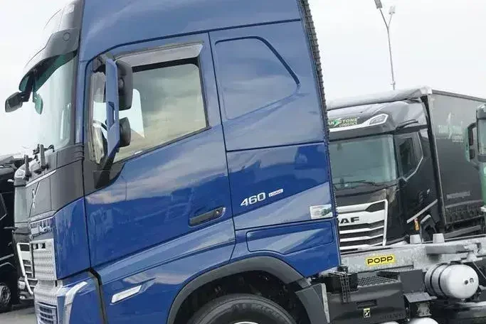 Volvo FH / 460 / ACC / EURO 6 / BDF / 7.15 , 7.45 , 7.82 M / NOWY MODEL zdjęcie 24