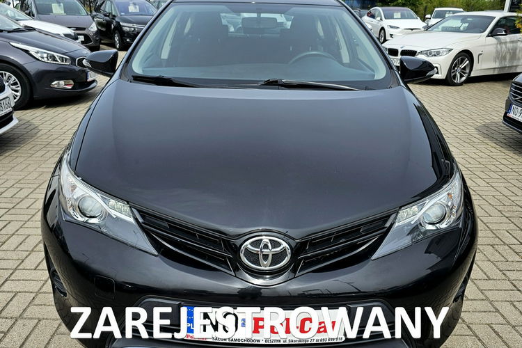 Toyota Auris niski przebieg, czysty zadbany zdjęcie 1