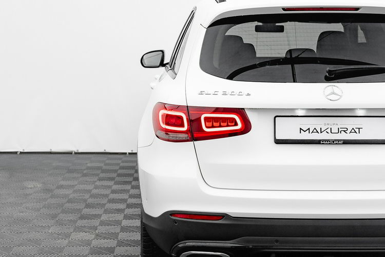 Mercedes GLC 300 GD201YL#300 e 4-Matic Podgrz.f Szklany dach K.cof Salon PL VAT23% zdjęcie 10