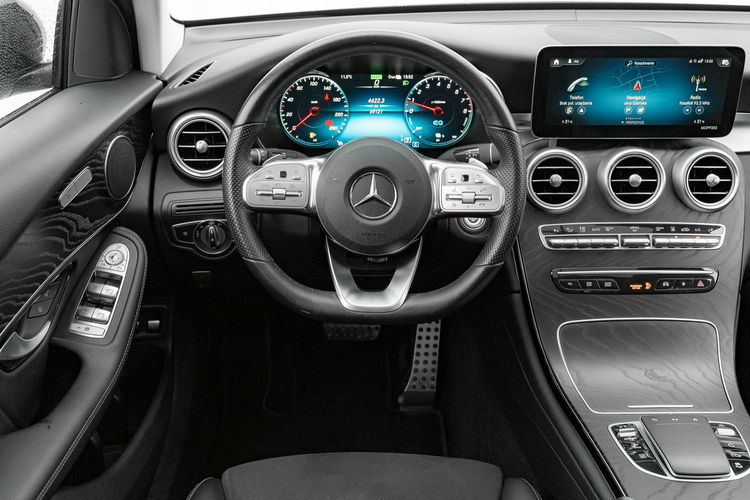 Mercedes GLC 300 GD201YL#300 e 4-Matic Podgrz.f Szklany dach K.cof Salon PL VAT23% zdjęcie 17