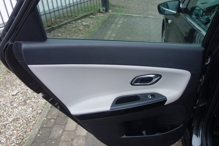 Cee'd Kia Ceed 2018 1.6 benzyna 135km navi kamera przebieg 83tys zdjęcie 10