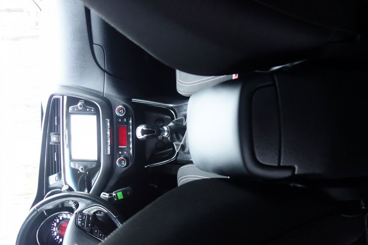 Cee'd Kia Ceed 2018 1.6 benzyna 135km navi kamera przebieg 83tys zdjęcie 17