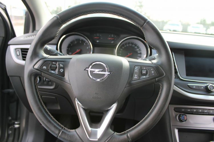 Opel Astra EDITION 110HP F-vat Salon Polska Gwarancja zdjęcie 16